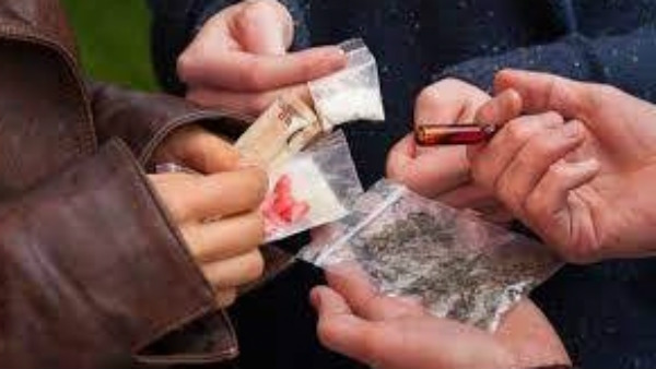 నేనేం చెప్పలేదు, అయినా కథలో మలుపులు ! నేనేం చెప్పలేదు, అయినా కథలో మలుపులు !