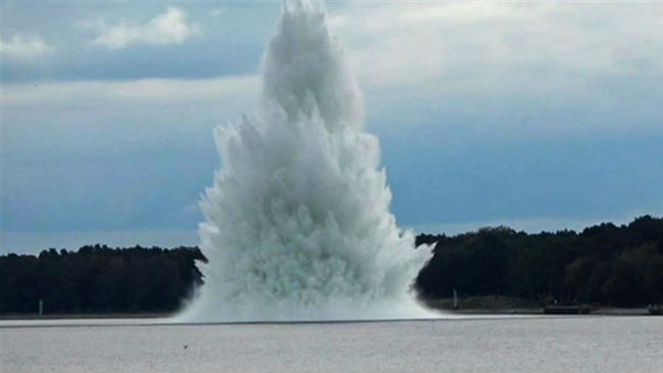  హిట్లర్ పీచమణిచేలా..