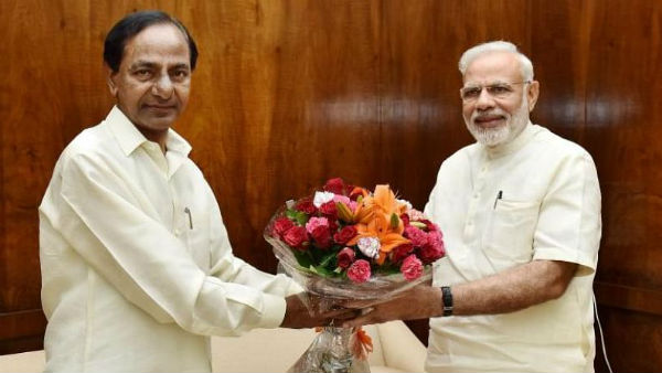 బాబుతో కేసీఆర్‌కు పోలిక..
