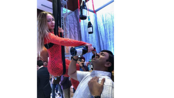 రష్యన్ వనితలతో వైసీపీ ప్రతినిధి