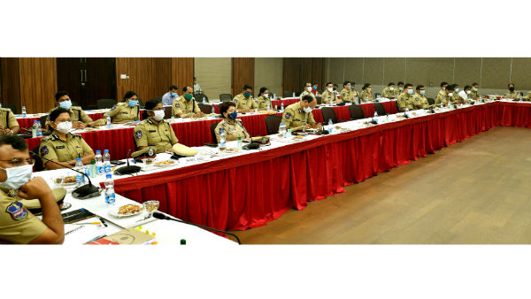గుడుంబా రహిత తెలంగాణ గుడుంబా రహిత తెలంగాణ