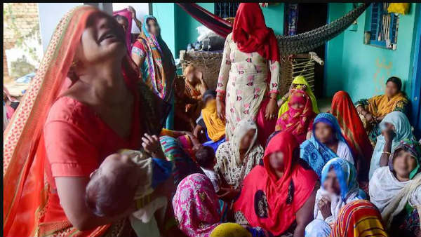 మారిన కథనం..