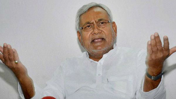 తేజస్వికి నితీశ్ చురకలు...