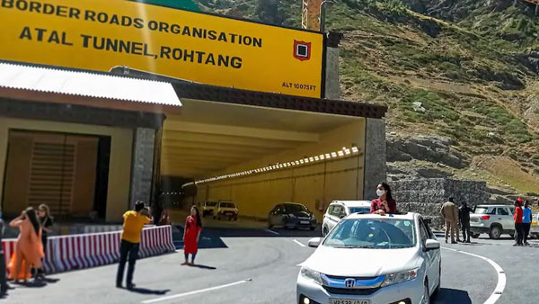 ట్రాఫిక్ రూల్స్ బ్రేక్