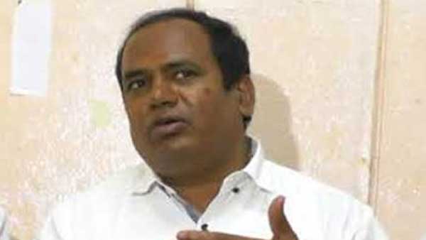 అనర్హత వేటు