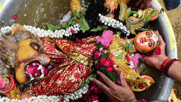 ఎన్నికల వల్ల దసరా మరుసటి రోజే.. 