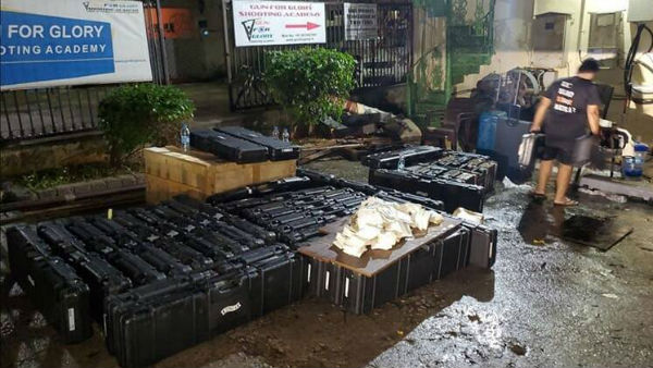  భారీ వర్షాలకు మునిగిపోయిన అకాడెమీ .. మునిగిన రైఫిల్స్ , పిస్టల్స్ 