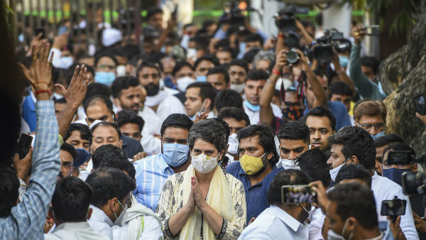 ప్రతీ ఒక్కరూ గొంతెత్తాలని... 