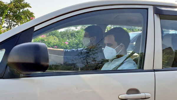 rahul and priyanka allowed to visit hatras victimss family amid high tension rahul and priyanka allowed to visit hatras victimss family amid high tension