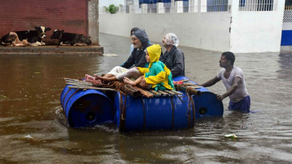 వరదలతో సంకటంలో ప్రజారోగ్యం