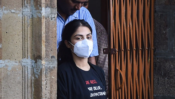 ఎన్సీబీ విచారణలో బాలీవుడ్ ప్రముఖుల పేర్లు .. లోతుగా దర్యాప్తు