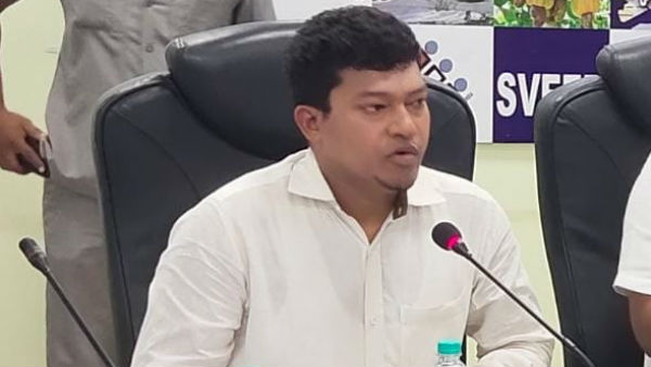 మంత్రి అప్పలరాజుకు రివర్స్ కౌంటర్ ఇచ్చిన టీడీపీ నేతలు మంత్రి అప్పలరాజుకు రివర్స్ కౌంటర్ ఇచ్చిన టీడీపీ నేతలు