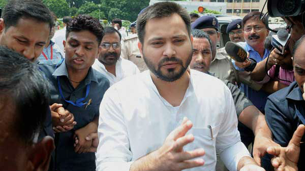 144 రోజులు ఇంట్లోనే.. 144 రోజులు ఇంట్లోనే..