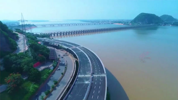 కనకదుర్గ ఫ్లైఓవర్ కల సాకారమైందన్న కేంద్ర మంత్రి కిషన్ రెడ్డి కనకదుర్గ ఫ్లైఓవర్ కల సాకారమైందన్న కేంద్ర మంత్రి కిషన్ రెడ్డి