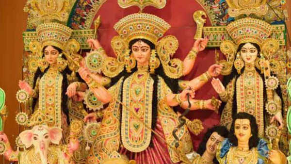  మరొక విశేషం ఆయుధ పూజ