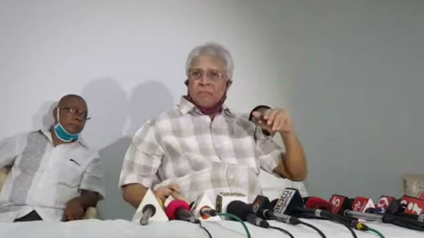 జగన్‌, చంద్రబాబు కేసుల విచారణ లైవ్‌- ఉండవల్లి డిమాండ్‌