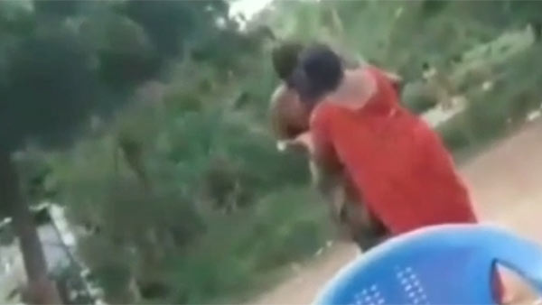 తండ్రి పొలిటీషియన్.... కొడుకు రౌడీషీటర్ తండ్రి పొలిటీషియన్.... కొడుకు రౌడీషీటర్