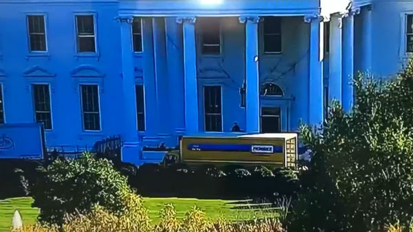  మెలానియా చాలా తెలివైంది..