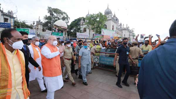 హైదరాబాద్ ఫిలాసఫీ మారాలి..