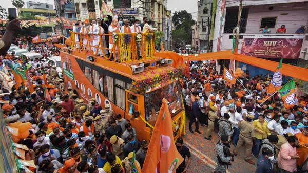 మోదీ వల్లే హైదరాబాద్‌కు ఈ స్థాయి..