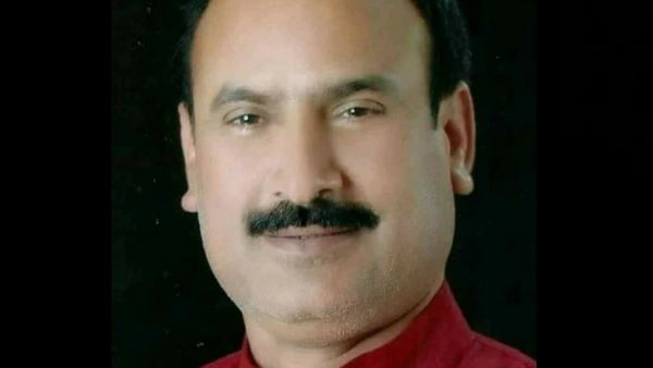 ఇండిపెండెంట్ గా బరిలోకి దిగిన నీరజ్ ఝా కరోనాతో కన్నుమూత 