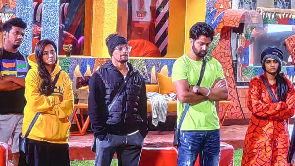 ఆది నుంచి షో పై ఆరోపణలే...