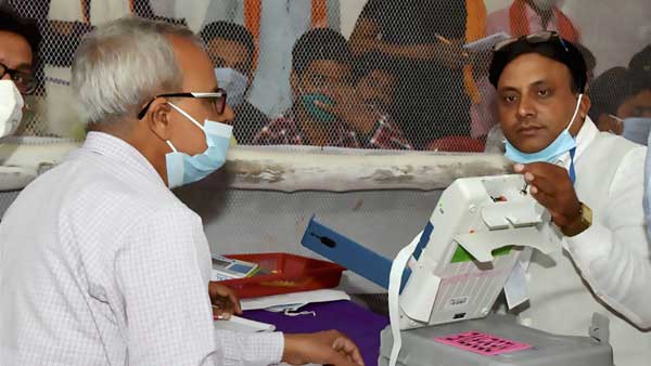 బీజేపీ- జేడీయూ లెక్కల్లో భారీ తేడా