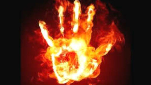 బండి సంజయ్ అరెస్ట్ ను నిరసిస్తూ ఆత్మహత్యాయత్నం బండి సంజయ్ అరెస్ట్ ను నిరసిస్తూ ఆత్మహత్యాయత్నం