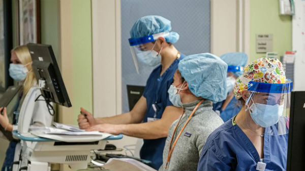 టీకా కోసం ఎదురు చూపు .. వ్యాక్సిన్ టెస్టింగ్ లో వేగం 