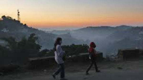 ఓ గ్రామస్తుడికి దొరికిన వజ్రాలు 