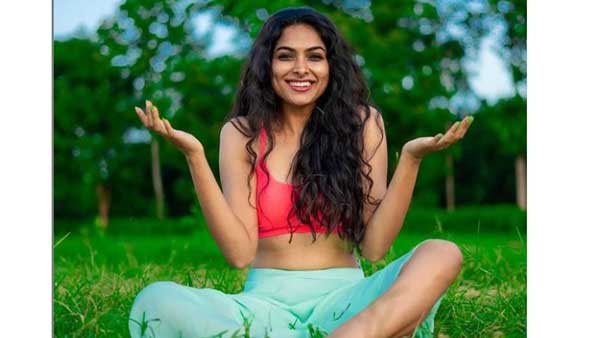 వెబ్‌ సిరీస్‌ సైన్ చేసిన దివి