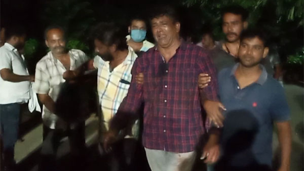 అంతకుముందే అన్నకు ఫోన్..