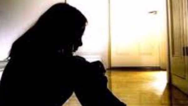 అక్కకు కాంచన, చెల్లికి చంద్రముఖి దెయ్యాలు అక్కకు కాంచన, చెల్లికి చంద్రముఖి దెయ్యాలు