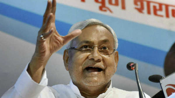 నైతిక విలువలకు కట్టుబడి..