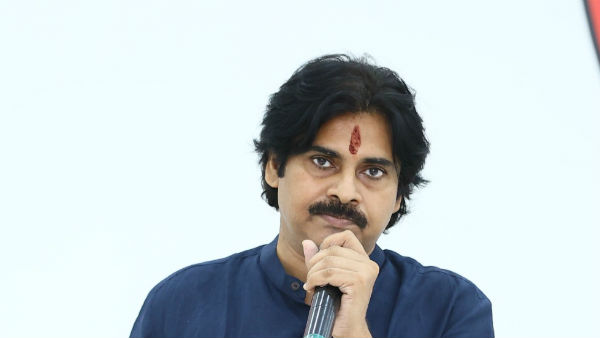 జీహెచ్ఎంసీతోపాటు తెలంగాణ, ఏపీ రాజకీయాలపై.. జీహెచ్ఎంసీతోపాటు తెలంగాణ, ఏపీ రాజకీయాలపై..