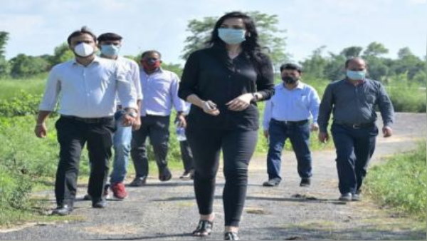 లండన్ నుంచి వచ్చిన ప్రియ.. బీహార్ సీఎం కావాలని..