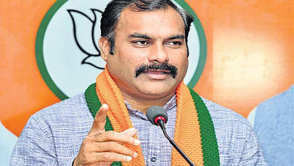 11 ఏళ్ల అనుబంధం..