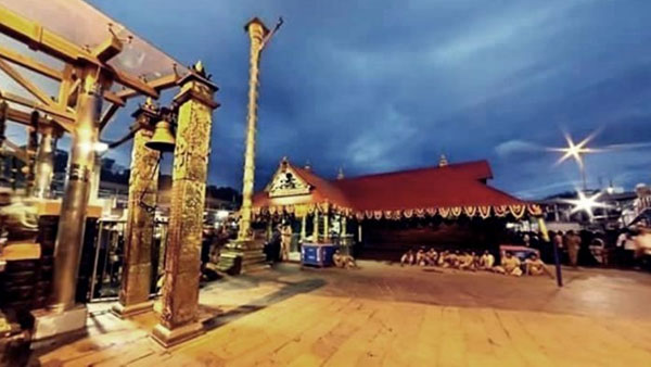 ఆ మార్గంలో ఒక్క భక్తుడు రాలేదు