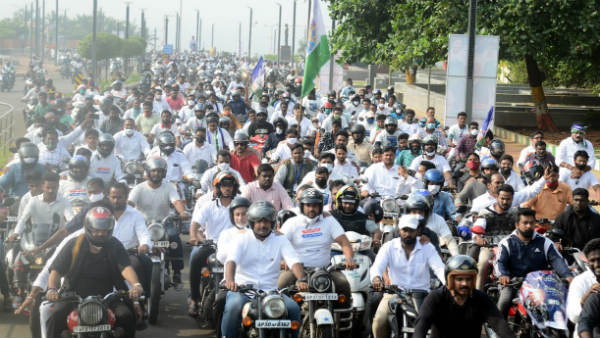 విశాఖను పరిపాలనా రాజధానిగా చూడబోతున్నాం.. విశాఖను పరిపాలనా రాజధానిగా చూడబోతున్నాం..