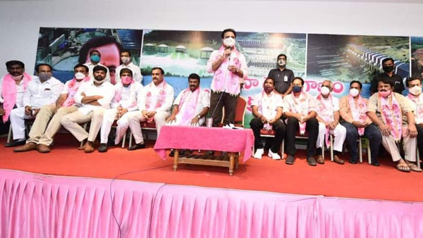 టీఆర్ఎస్ ది ప్రజల పక్షం.. టీఆర్ఎస్ ది ప్రజల పక్షం..