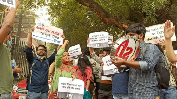  ఢిల్లీ లేడీ శ్రీరామ్ కాలేజ్ విద్యార్థిని ఐశ్వర్య సూసైడ్ .. దేశ వ్యాప్తంగా చర్చ 