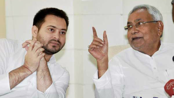 సీఎం VS తేజస్వీ యాదవ్