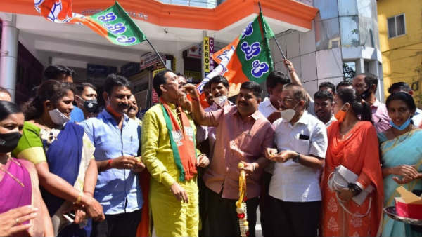 ఊహించని మెజారిటీ ఊహించని మెజారిటీ