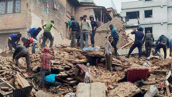  భూకంపం, నాటు తుపాకుల కలకలం