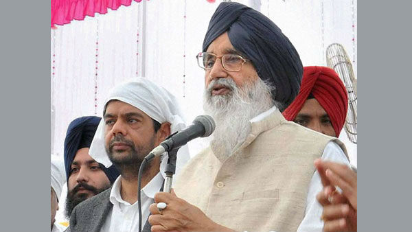 రైతులను అగౌరవపరిస్తే ఈ గౌరవం నాకు అవసరం లేదు 