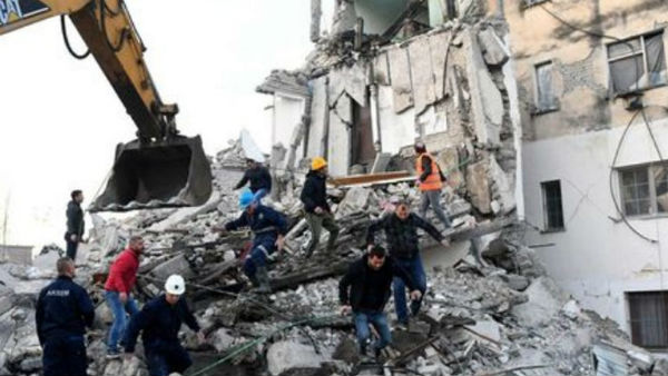 Strong 6.3 magnitude earthquake rocks central Croatia, day after strong tremors Strong 6.3 magnitude earthquake rocks central Croatia, day after strong tremors