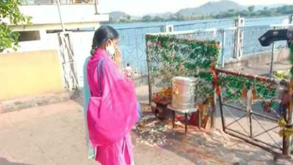 చిన్ననాటి దుస్తులే జ్ఞాపకంగా..