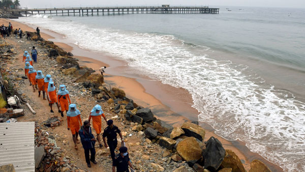 బురెవి బలహీనపడిన చోటే..