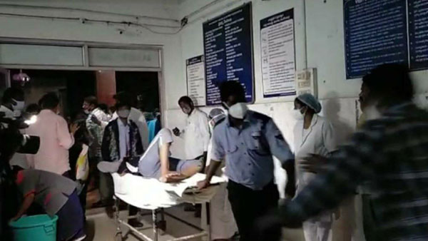 బ్లీచింగ్‌ పేరుతో సుద్ధ చల్లడం వల్లే...
