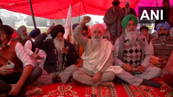 మరోమారు చర్చలు .. అయినా సరే మిన్నంటుతున్న నిరసనలు 